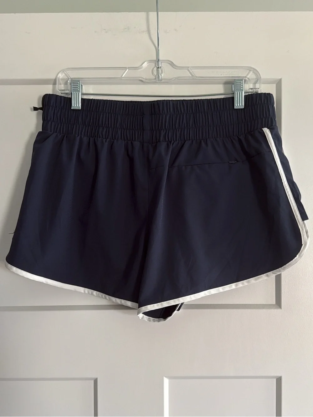 Varley Women’s Large Arlington 2” Running Shorts